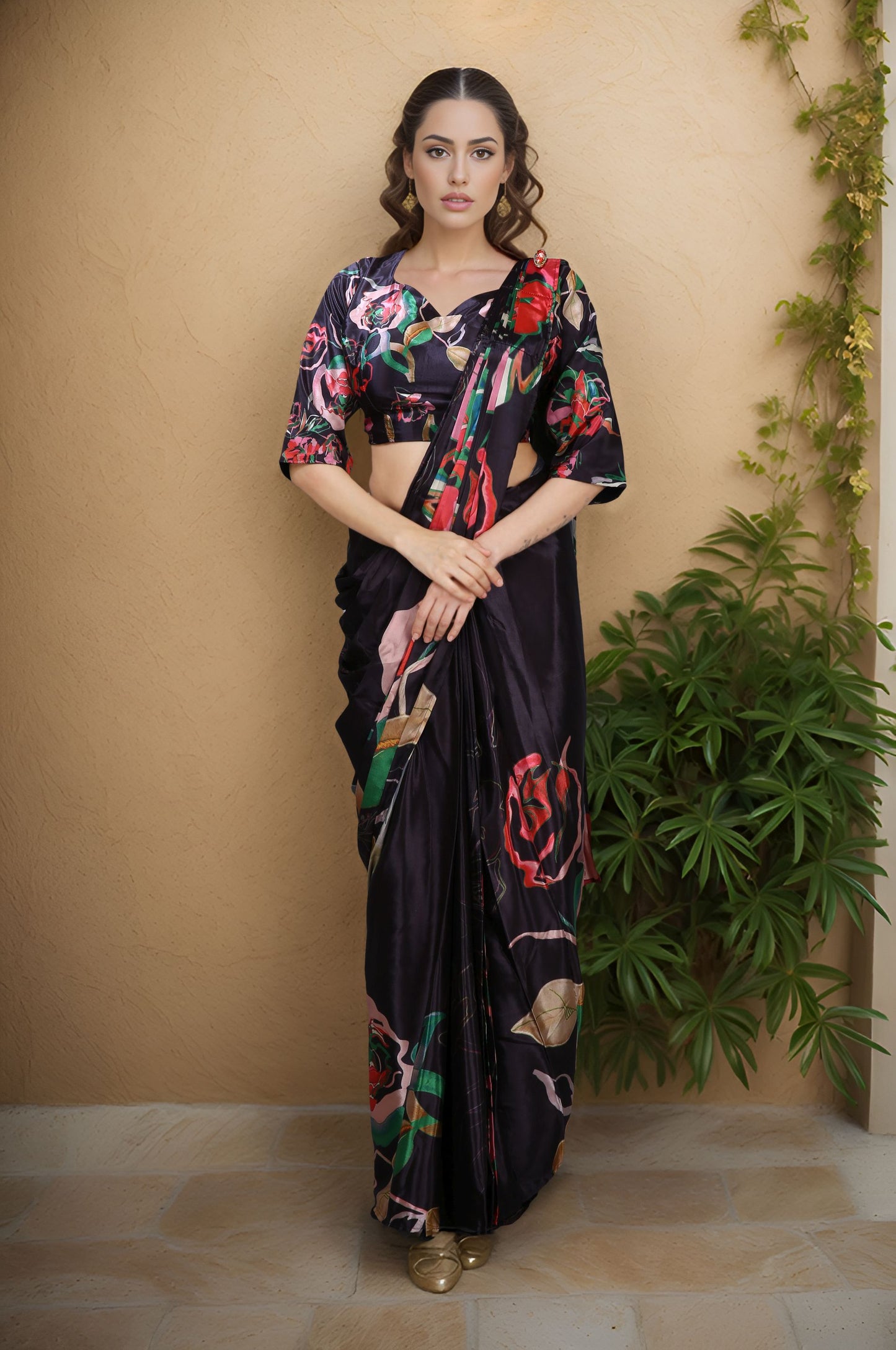 HISO3 - Rtw Saree And Stitched Blouse (Black) - View 2